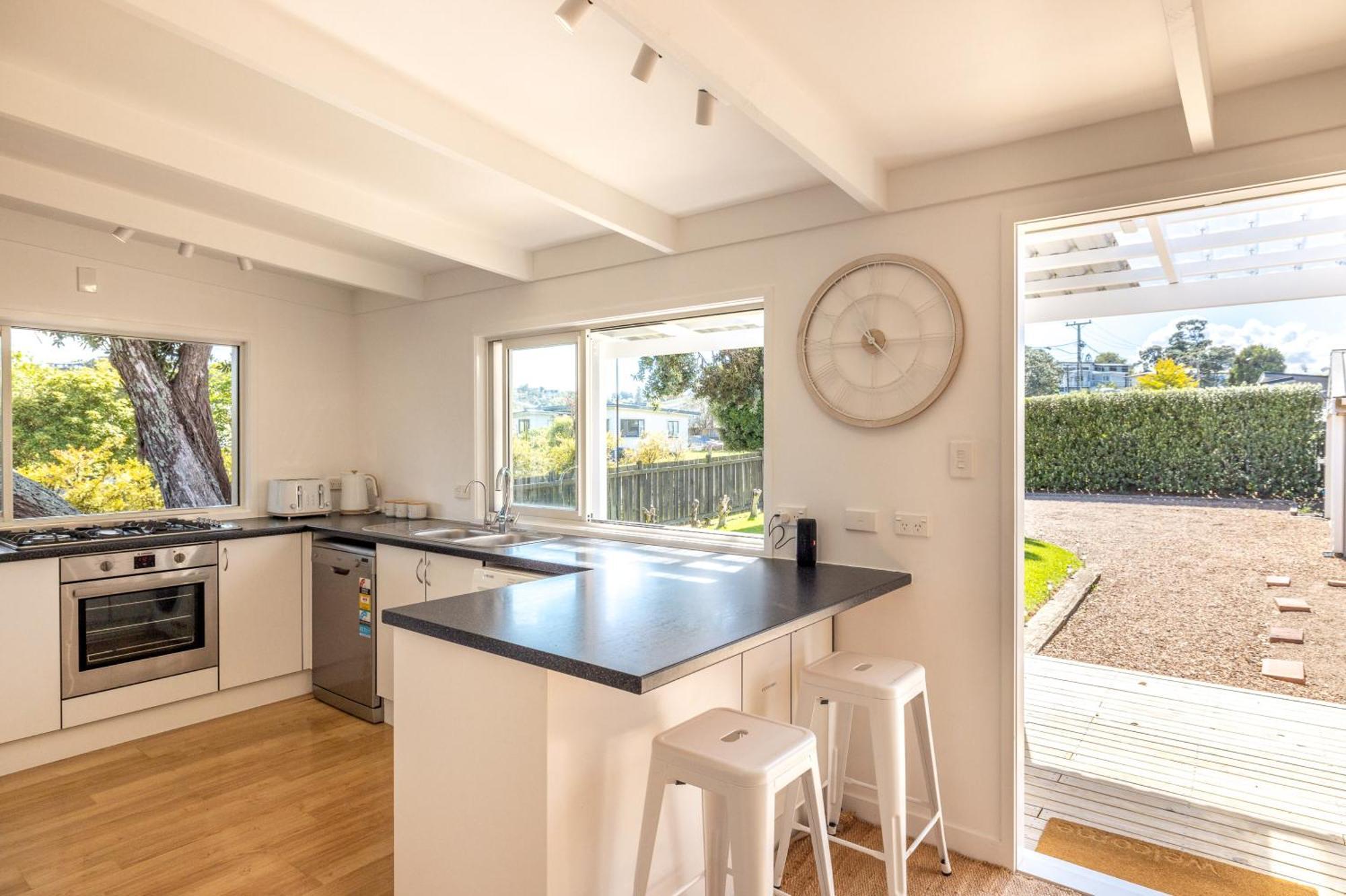 Miami One One Villa Oneroa Екстериор снимка